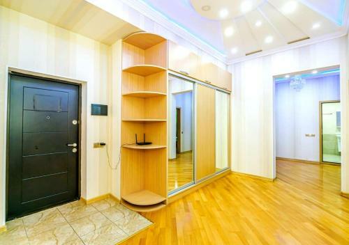 Apartment On Konsul - Targovi