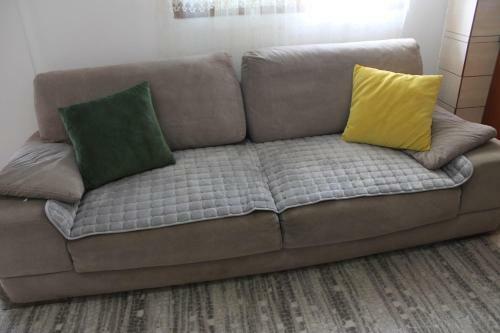 Bledi's Cozy Apartment 2 In New Blvd