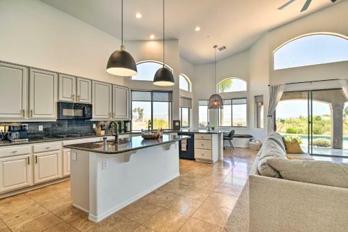 Luxury Home With Putting Green And Sunset Views!