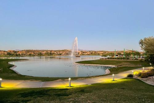 Luxury Home With Putting Green And Sunset Views!