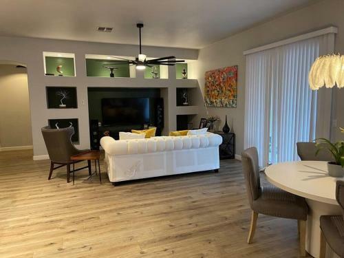 Hostal Pristine Room With Exclusive Bathroom 1
