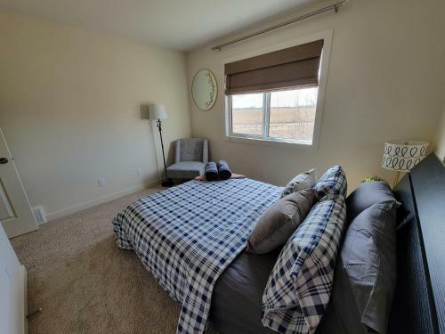 Cloud9 At The Hills- Brand New Listing !