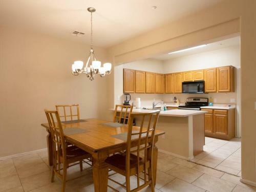 Apartamento 2 Bed 2 Bath Condo In Gated Community
