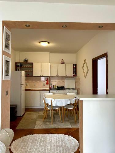 Apartman Kin