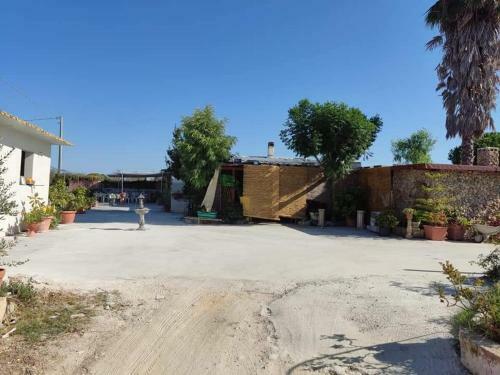 Aree Tende Presso La Casa In Campagna Di Ottavia