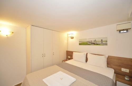 Apartment Amigo Old Town Kotor