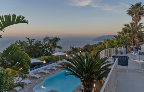 Hostal Capri Blue Luxury Villa Le Tre Monelle