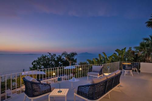 Hostal Capri Blue Luxury Villa Le Tre Monelle