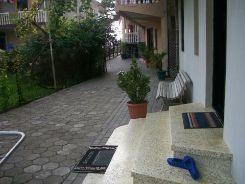 Hostal Rezo's Guest House