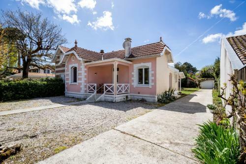 Villa 4 Personnes Proche Du Centre Et Proche De La Plage