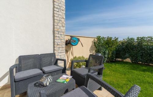 Holiday House Businia With Whirlpool
