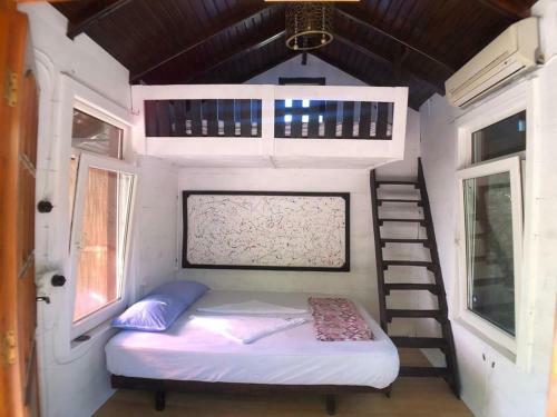 Hostal Or Site
