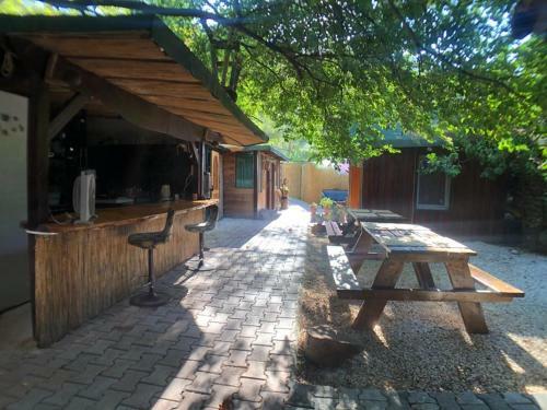 Hostal Or Site