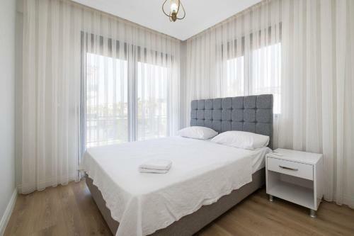 Marvelous Secluded Villa With Private Pool In Serik, Antalya