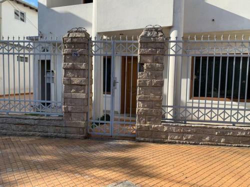 Apartamento Amplio Dpto. 3 Habitaciones. Excelente Ubicaci�n