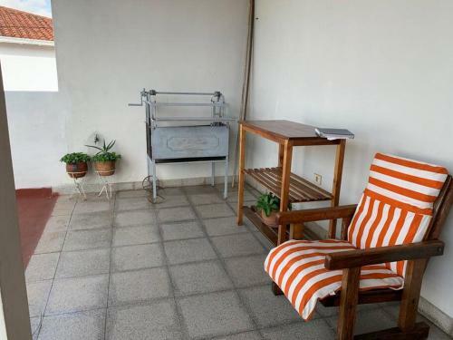 Apartamento Amplio Dpto. 3 Habitaciones. Excelente Ubicaci�n
