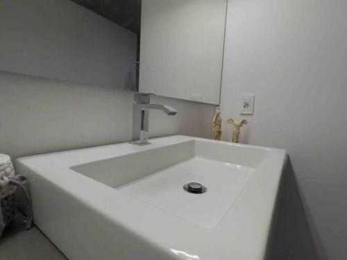 Espaciosa Casa Industrial, Espectacular Ubicaci�n.