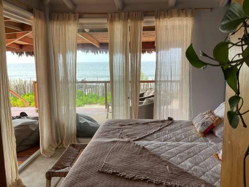 Villa 4 Rooms Beachfront Opalo Caser�o De Mar