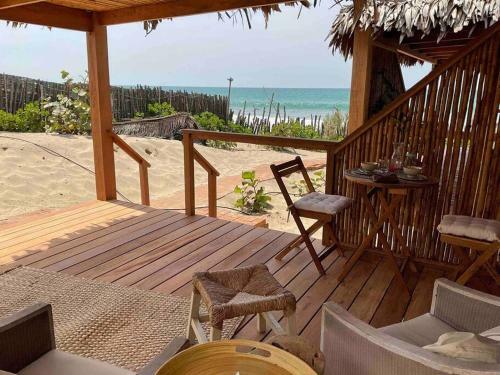 Villa 4 Rooms Beachfront Opalo Caser�o De Mar