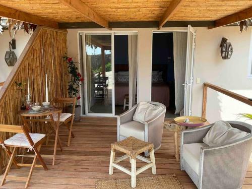Villa 4 Rooms Beachfront Opalo Caser�o De Mar