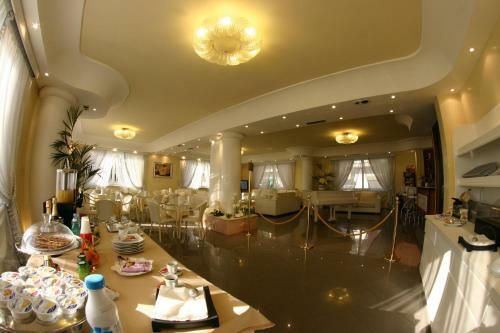Hotel Luxor