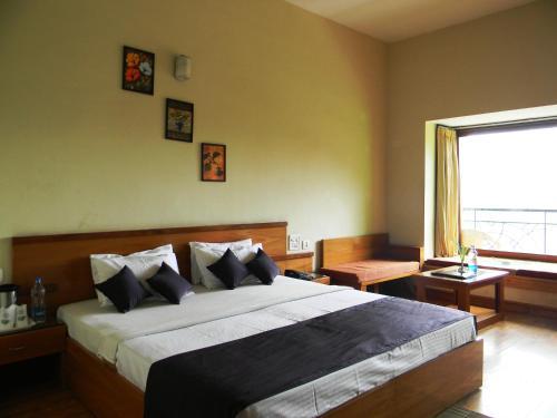 Hotel Pratiksha Himalayan Retreat