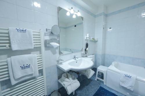 Edra Palace Hotel