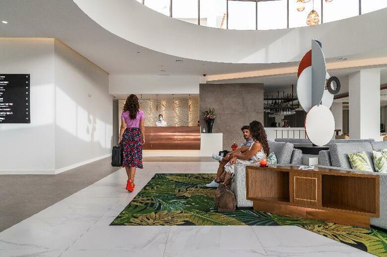 Regency Salgados Hotel & Spa