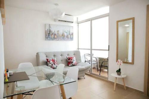 Confortable Apartamento Con Vista Al Mar