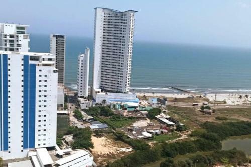 Confortable Apartamento Con Vista Al Mar