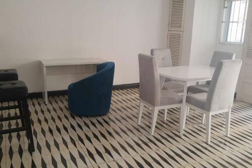 Colonial House Apartment - Historic Center