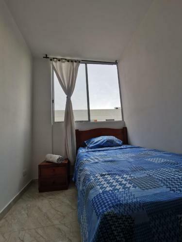 Acogedora Habitaci�n Con Cama Sencilla