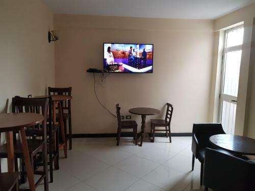 T.m.y Hotel