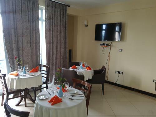T.m.y Hotel