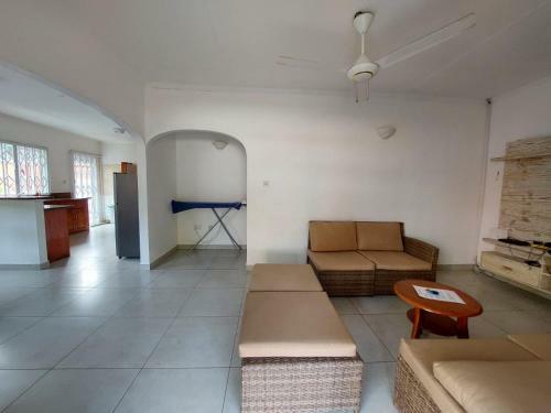 Beau Vallon Villa Self Catering With Pool