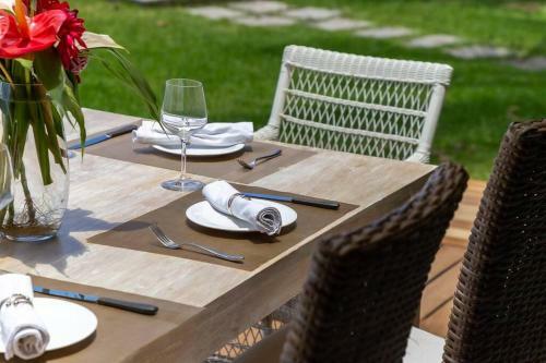 Apartamento Amaranth 3: Lovely 3-bedroom On The Beach With Rooftop Pool