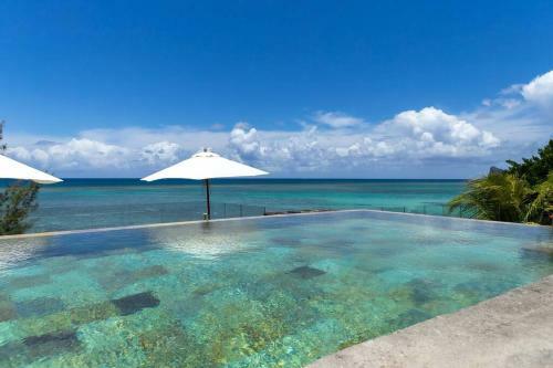 Apartamento Amaranth 3: Lovely 3-bedroom On The Beach With Rooftop Pool