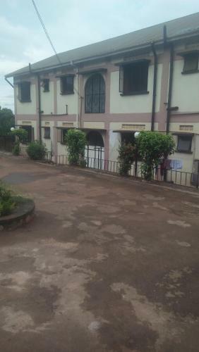 Angel's Apartments