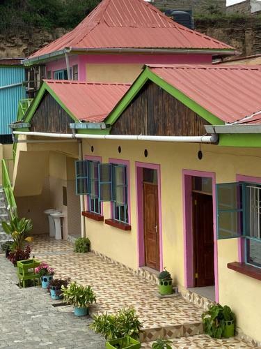 Hotel Monga?re Lodge And Restaurant