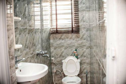 Beautiful 1 Bedroom At Bond Apartment