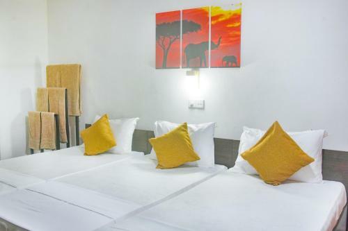 Hostal Jlh Beach Hotel Hikkaduwa