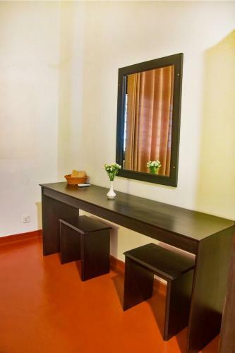 Hostal Jlh Beach Hotel Hikkaduwa