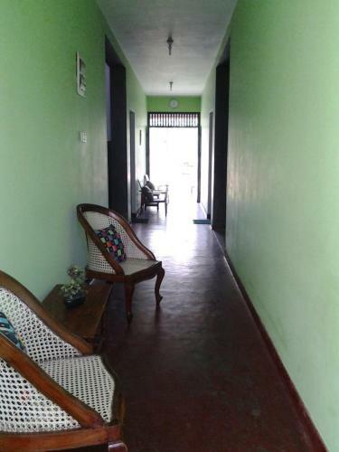 Hostal Jlh Beach Hotel Hikkaduwa