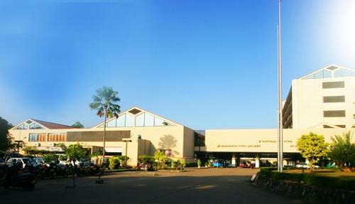 Great Location*spacious 2br Apartment*pool* Gym