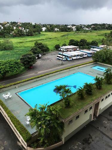 Great Location*spacious 2br Apartment*pool* Gym