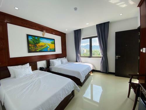Quang H?ng Hotel