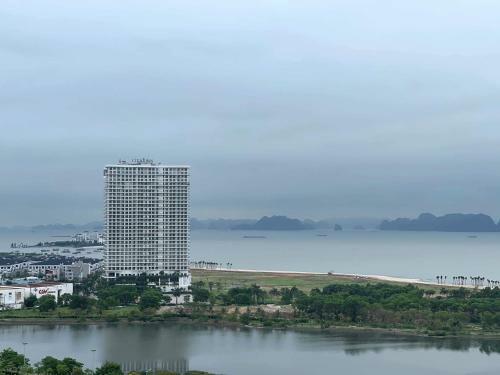 Apartamento Bon Homestay View Bi?n H? Long