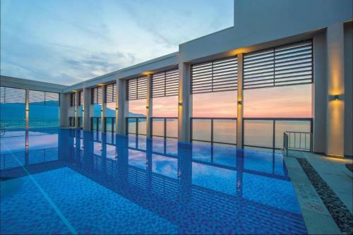 Luxury Apartment In Sheraton With Ocean View