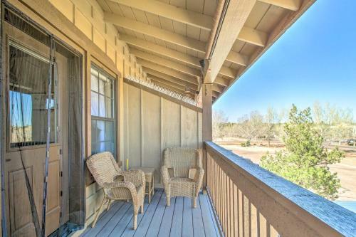Apartamento Condo With Fishing Pond Access, Walk To Shops!