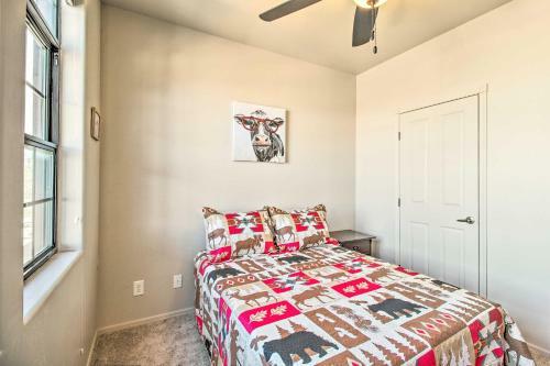 Apartamento Condo With Fishing Pond Access, Walk To Shops!
